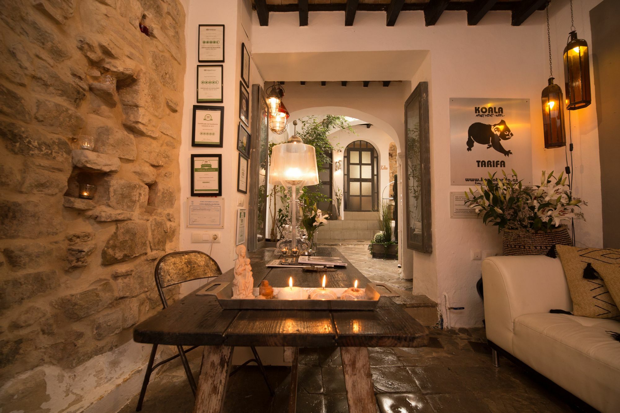 Aparthotel Koala Tarifa Bagian luar foto